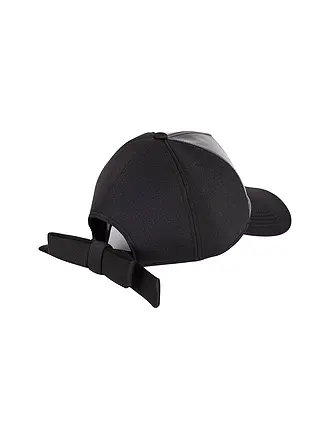 ADIDAS ORIGINALS | Produktname: Kappe
Marke: ADIDAS ORIGINALS
Farbe: beige
Kategorien: Mode, Damen

Material: Softshell, Polyester / Polyamid
Stil: , Young Fashion
Details: Masche | schwarz